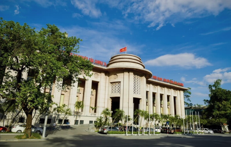 NHNN ban hành Thông tư số 10/2023/TT-NHNN ngưng hiệu lực thi hành một số quy định của Thông tư 39