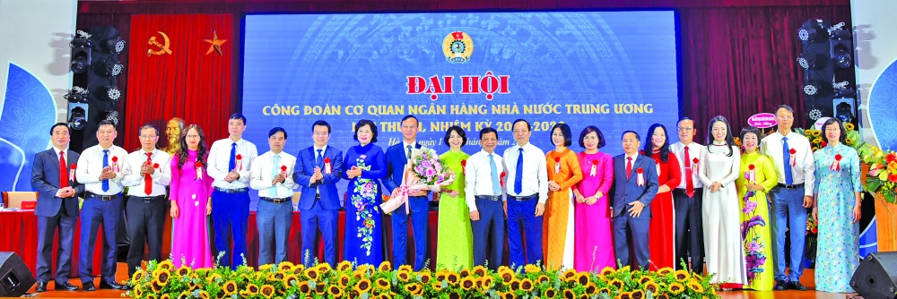 Đoàn kết, tập hợp sức mạnh và bảo vệ quyền lợi người lao động