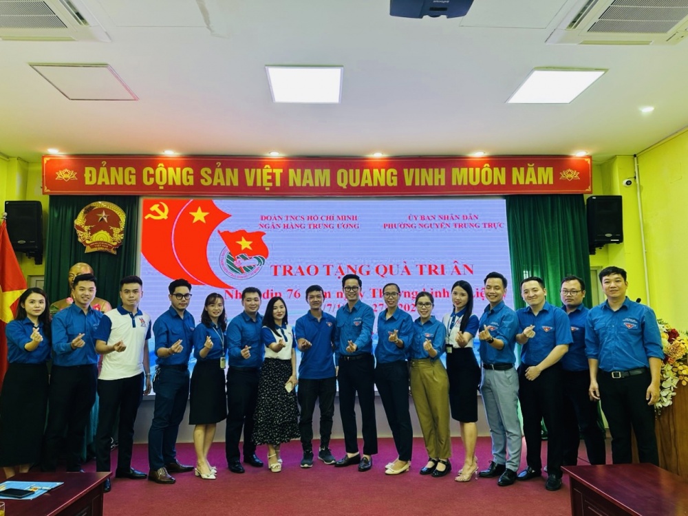 Góp phần nâng cao văn hóa, đạo đức nghề nghiệp cho đoàn viên