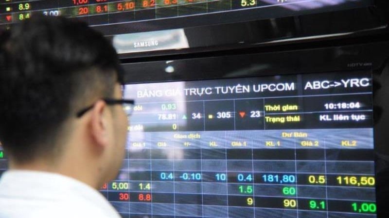 Nên chọn cổ phiếu dệt may nào?