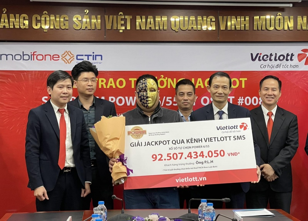 Bộ Tài chính: Pháp luật hiện hành không cho phép bán vé số qua internet