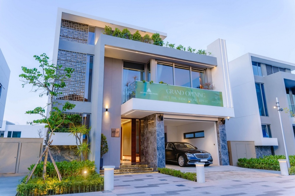 Sức hút từ villa sang trọng ven sông