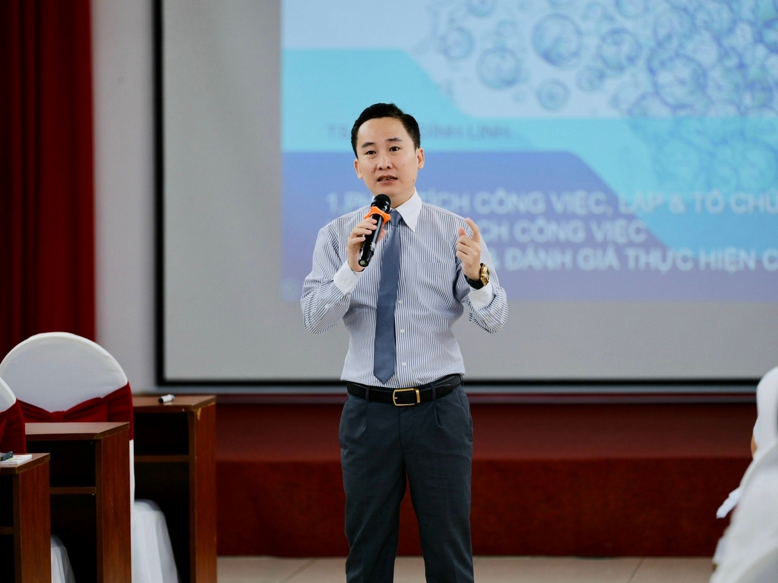 Nới room ngoại: Không thể đại trà