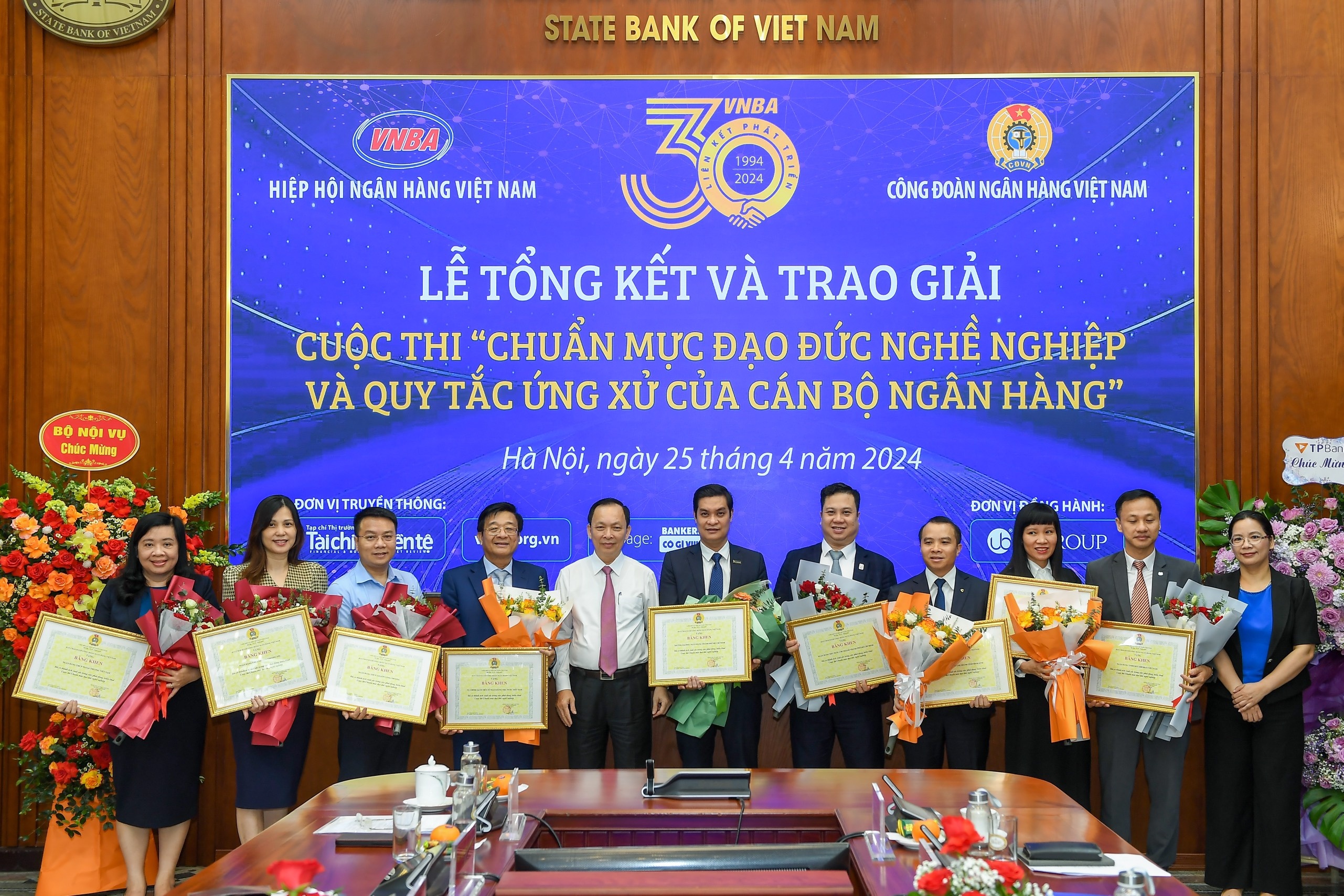 Tổng kết và trao giải Cuộc thi Chuẩn mực đạo đức nghề nghiệp cán bộ ngân hàng