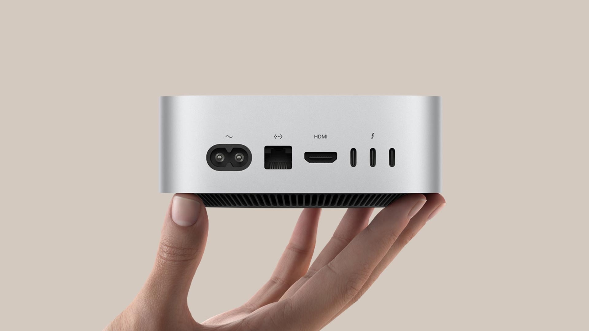 Apple ra mắt Mac mini M4 mới với thiết kế nhỏ bằng bàn tay, RAM từ 16GB, cổng USB-A bị loại bỏ