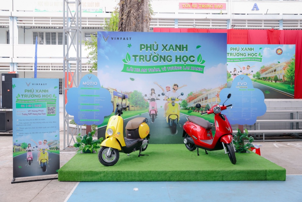 Xe máy điện VinFast được lòng cả phụ huynh và các em học sinh.