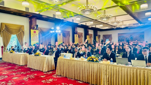 Tập đoàn Hoa Sen đặt mục tiêu qua hai phương án lợi nhuận cho niên độ mới, cao nhất đạt 600 tỷ đồng