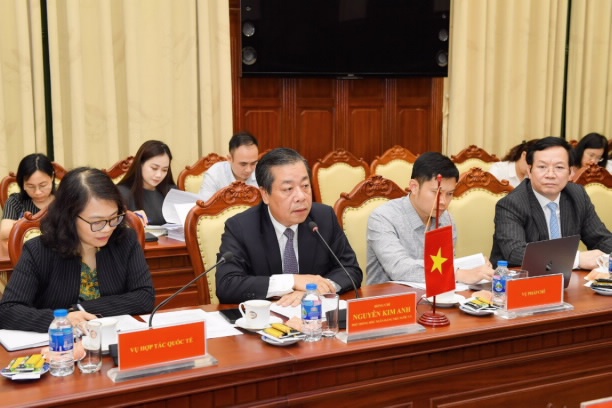 pho thong doc nguyen kim anh tiep doan lien bo cua chdcnd lao