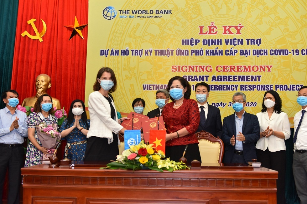 wb ky ket hiep dinh vien tro khong hoan lai tri gia 62 trieu usd cho viet nam ung pho voi covid 19