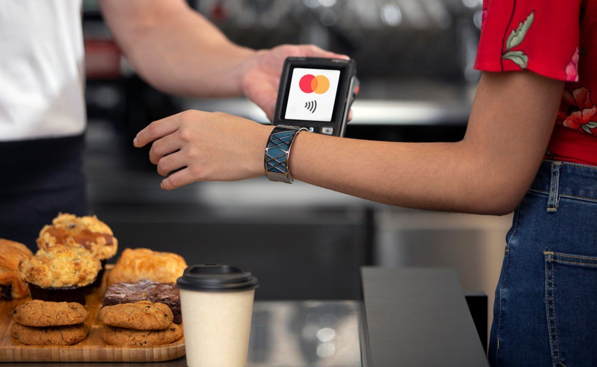 doanh nghiep can bat kip xu huong thanh toan khong dung tien mat