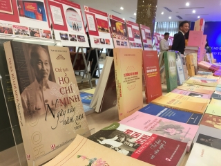 Tự hào truyền thống 70 năm ngành Xuất bản, In và Phát hành sách Việt Nam