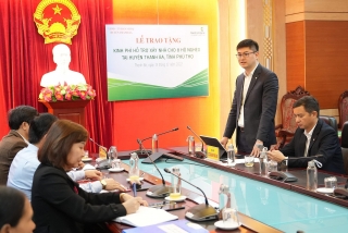 Trao tặng kinh phí xây dựng nhà cho các hộ nghèo huyện Thanh Ba, tỉnh Phú Thọ