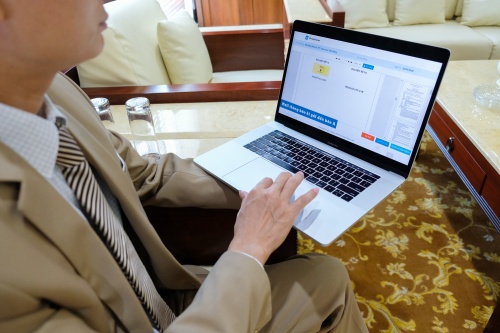 FPT ra mắt giải pháp FPT.eContract hỗ trợ doanh nghiệp ký hợp đồng điện tử fpt ra mat giai phap fptecontract ho tro doanh nghiep ky hop dong dien tu