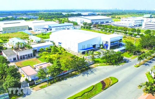 Đề xuất giải pháp phát triển khu công nghiệp