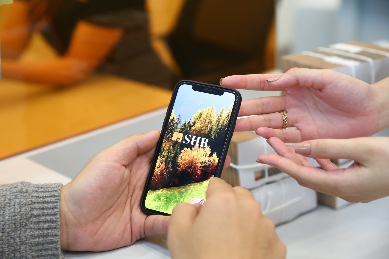 shb trien khai xac thuc smart otp cho khach hang doanh nghiep