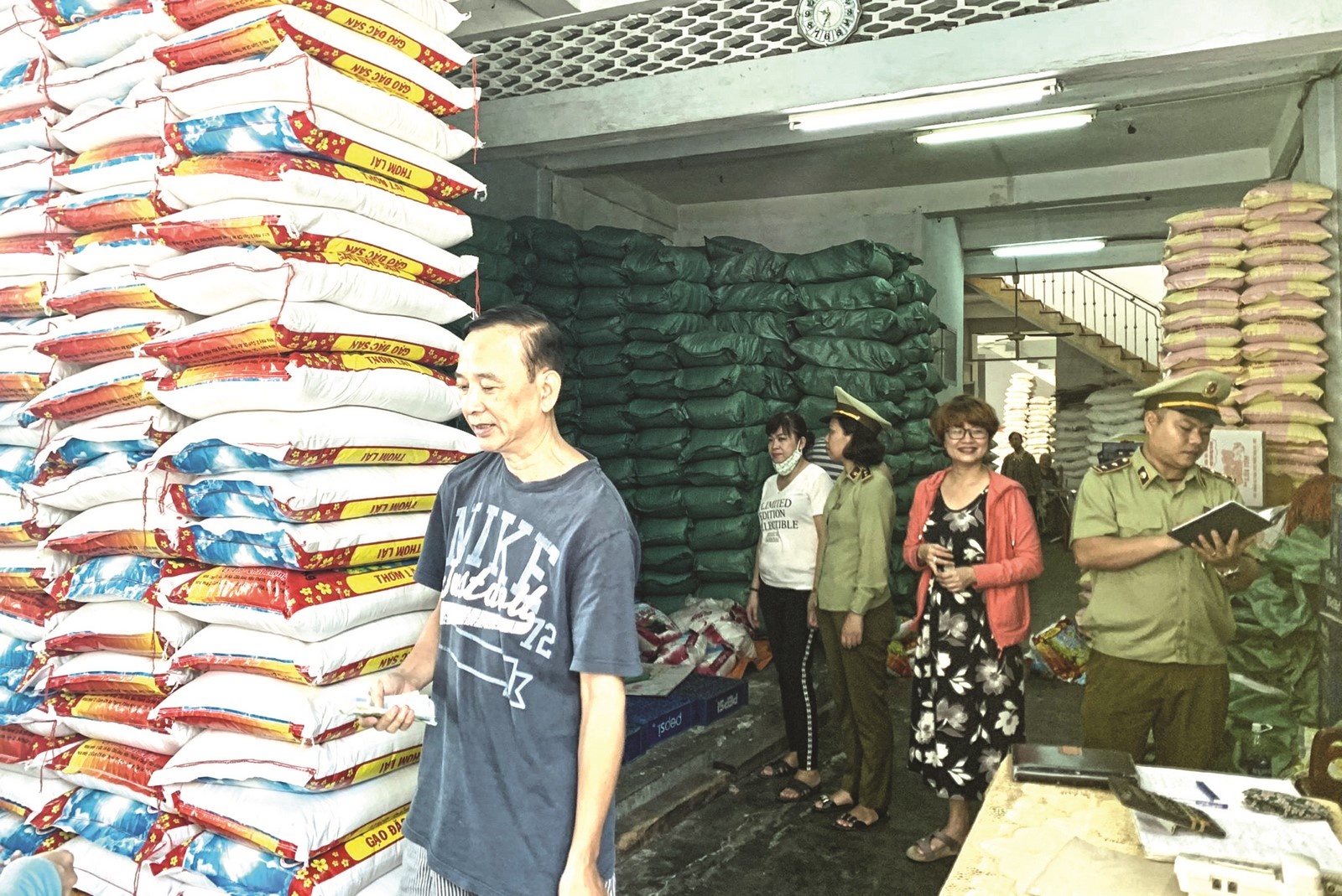 Không thiếu hàng hóa đáp ứng cho thị trường