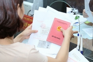 Bán nhà thuộc sở hữu Nhà nước không cần xuất trình sổ hộ khẩu giấy