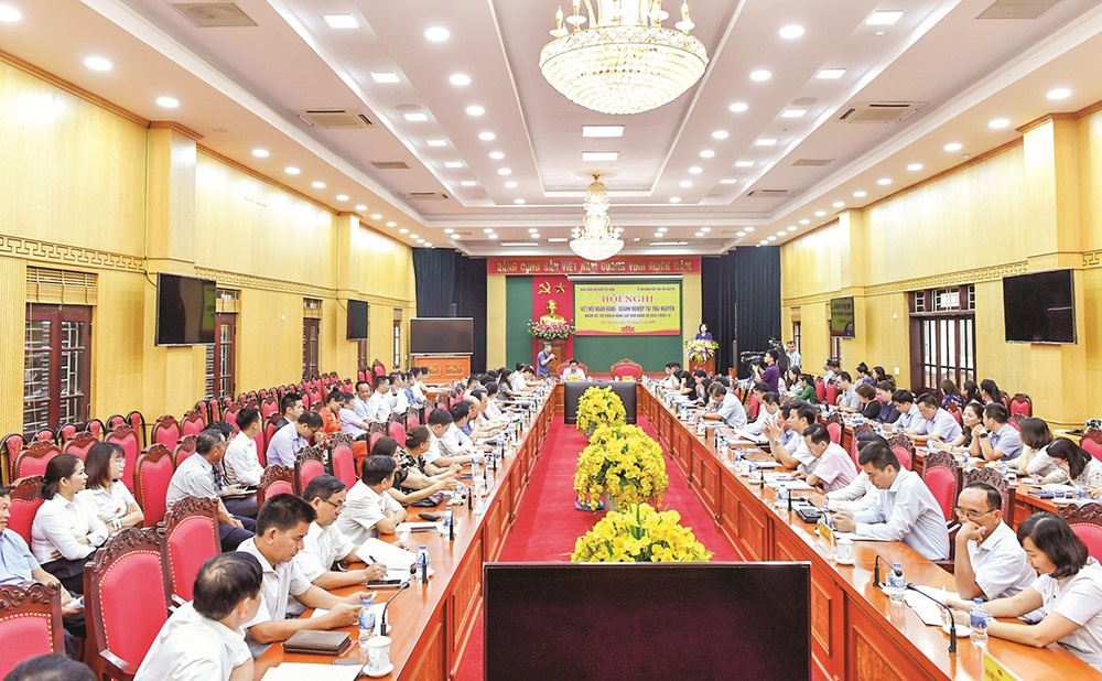 Sẵn sàng nguồn vốn cho doanh nghiệp, người dân