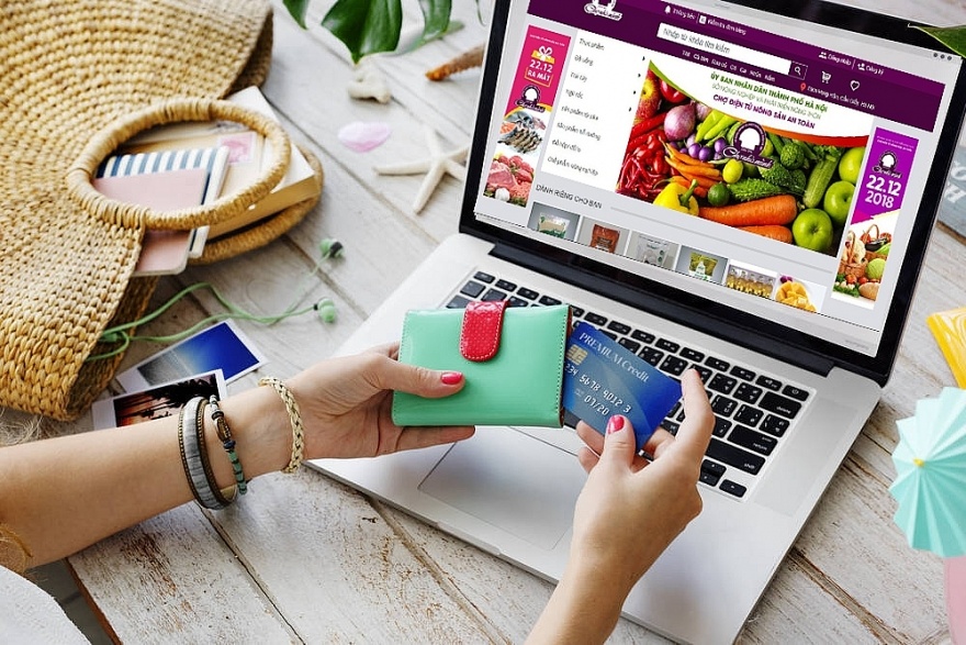 Thương mại điện tử đang tạo vị thế dẫn đầu thuong mai dien tu dang tao vi the dan dau