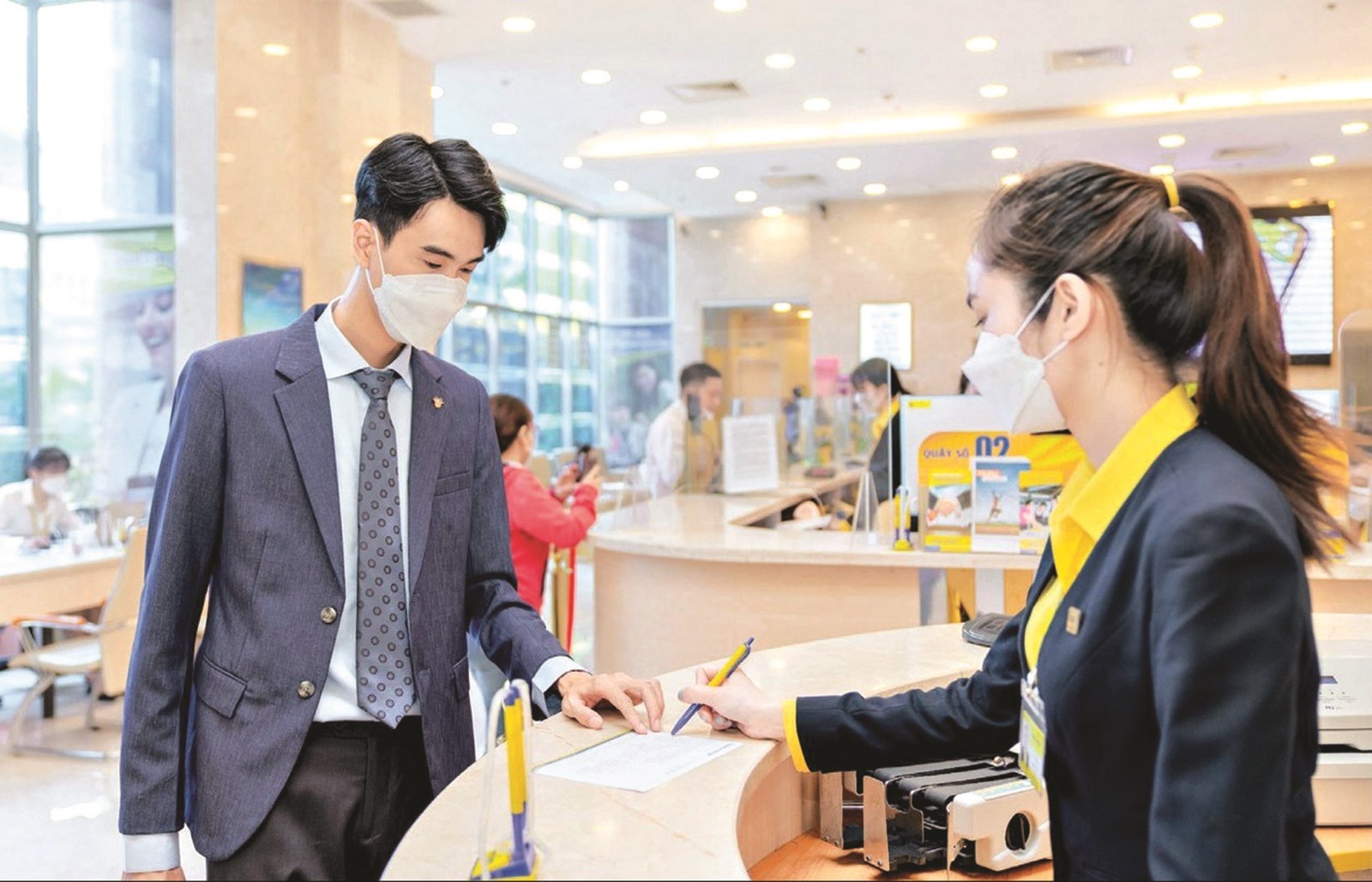 bao ve nguoi gui tien la dong luc de sua doi luat bao hiem tien gui