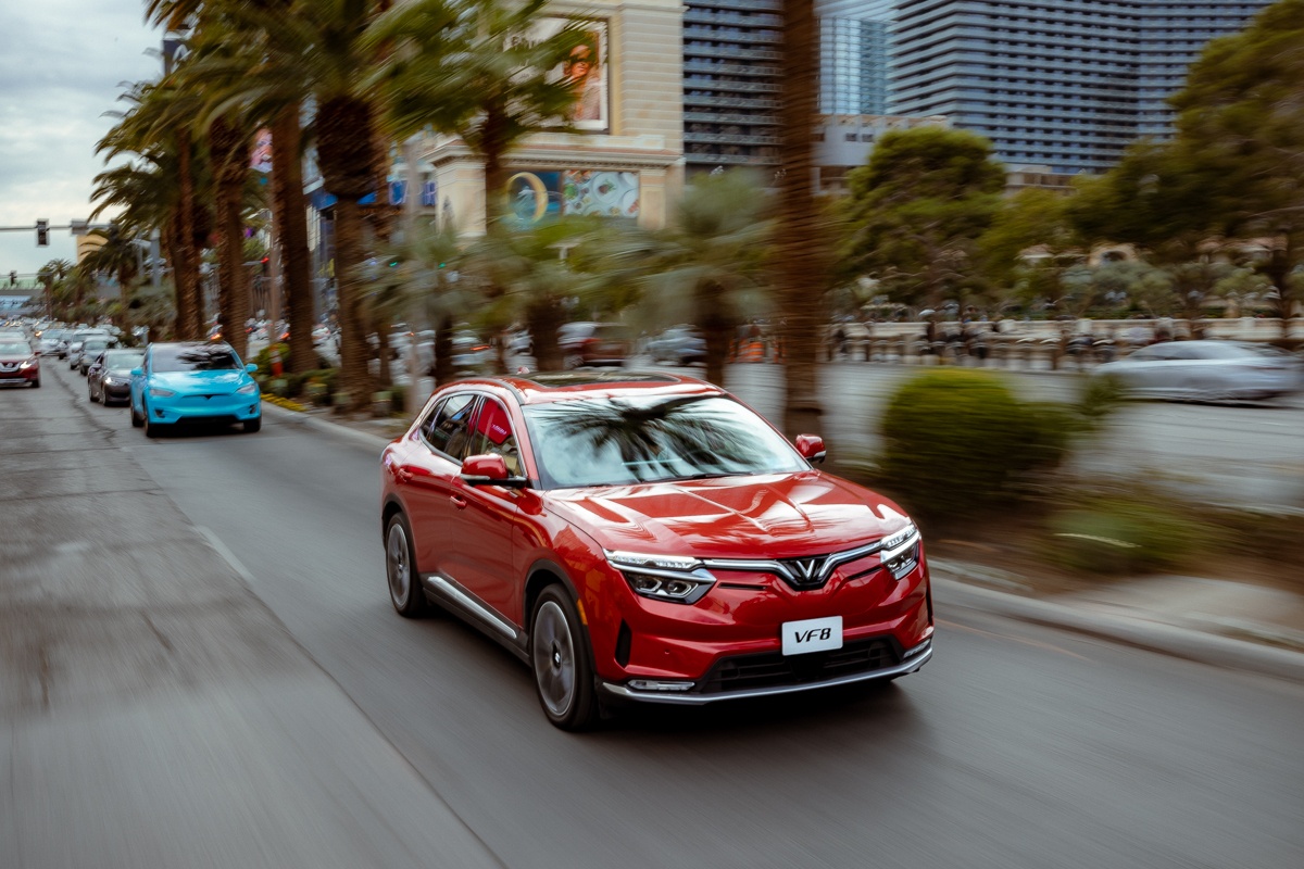 Chủ sở hữu xe VinFast VF 8 ở bang California có thể được hưởng ưu đãi thuế lên tới 7.500 USD chu so huu xe vinfast vf 8 o bang california co the duoc huong uu dai thue len toi 7500 usd