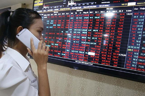 Tỉnh táo để tìm “cơ hội” trong… “rủi ro”