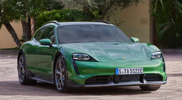 Porsche Taycan Cross Turismo ra mắt với giá từ khoảng 2,1 tỷ đồng