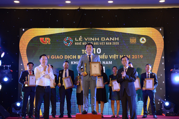 Hội Môi giới bất động sản Việt Nam tổ chức bình chọn vinh danh các cá nhân, đơn vị xuất sắc Hội Môi giới bất động sản Việt Nam tổ chức bình chọn vinh danh các cá nhân, đơn vị xuất sắc