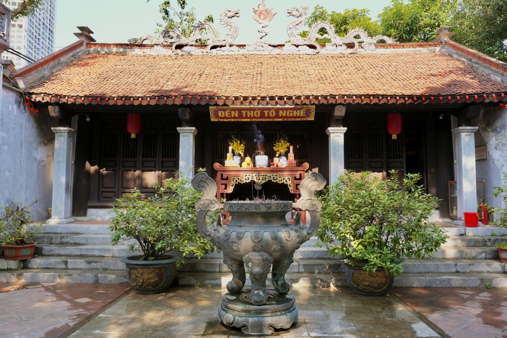 Làng Lụa Vạn Phúc: Từ khung cửi truyền thống đến điểm nhấn du lịch hiện đại