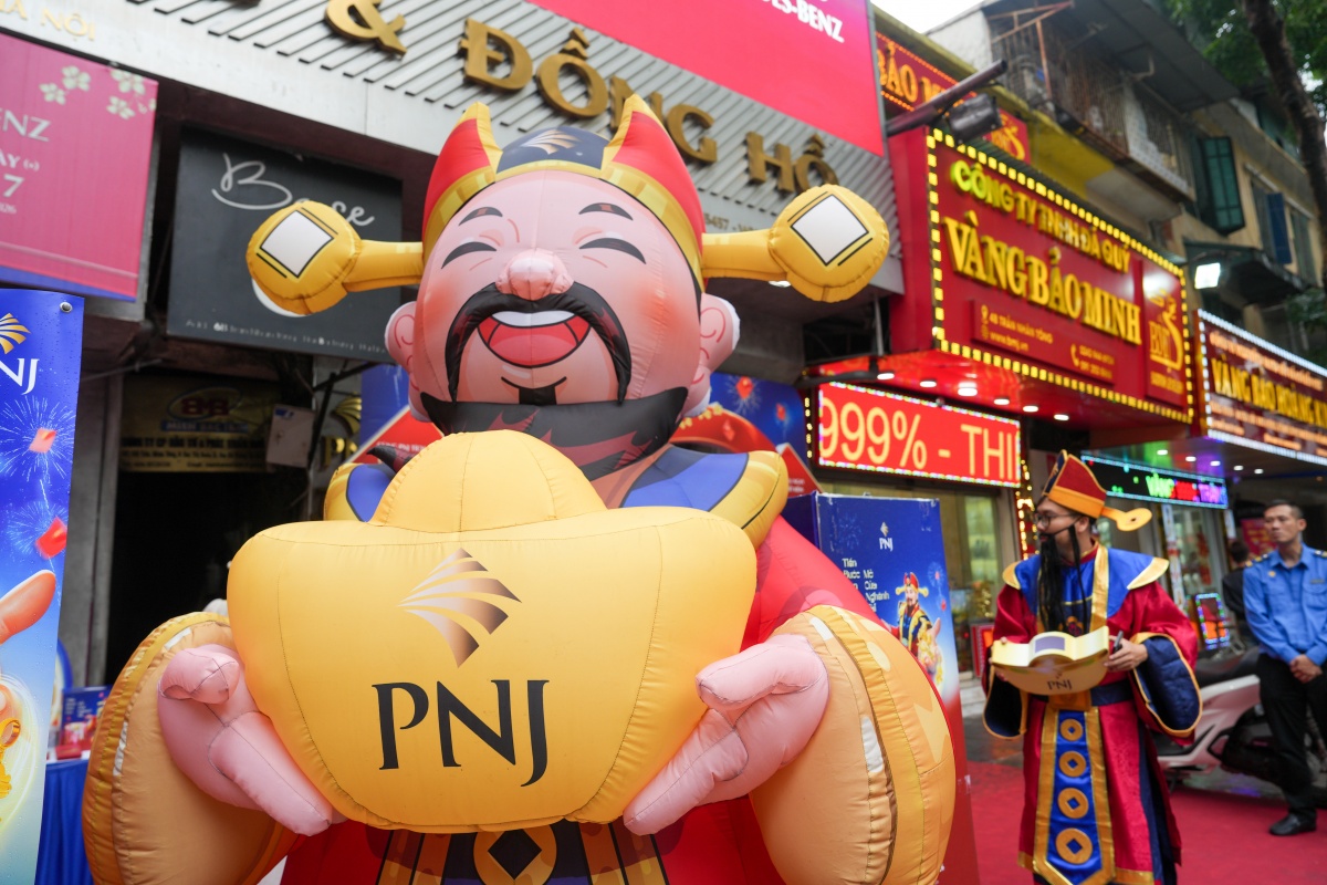 via than tai 2026 vang co nho duoc ua chuong nguoi dan mua cau may la chinh