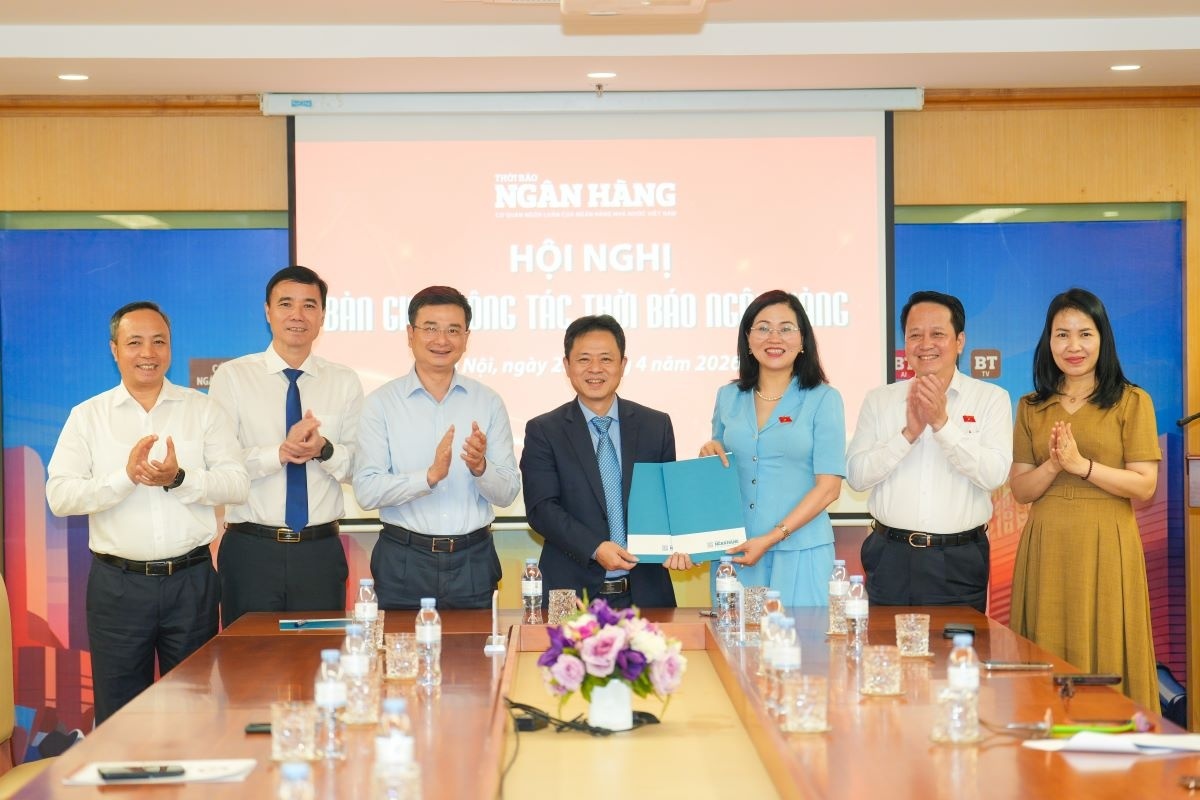 ban giao cong tac thoi bao ngan hang bao dam ke thua vung buoc phat trien